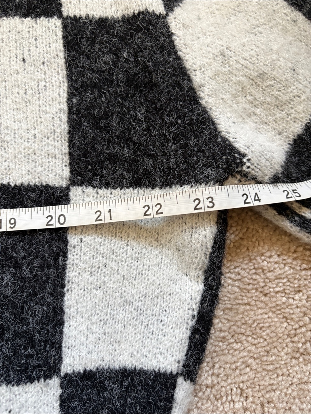 Double Zero Checkered Cardigan - Picture 7 of 8